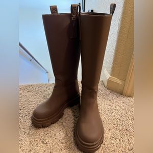 Steve Madden Macall Lug Sole Tall Brown Boots